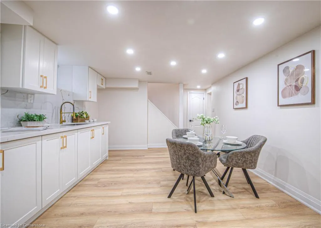 76 Ravine Drive