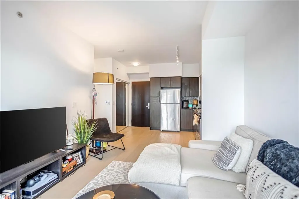55 Speers Road, #LPH02
