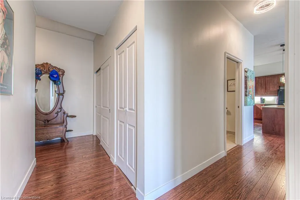 191 King Street S, #713