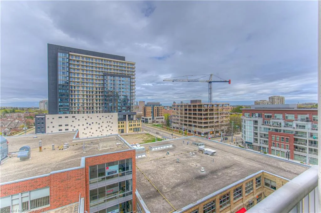 191 King Street S, #713