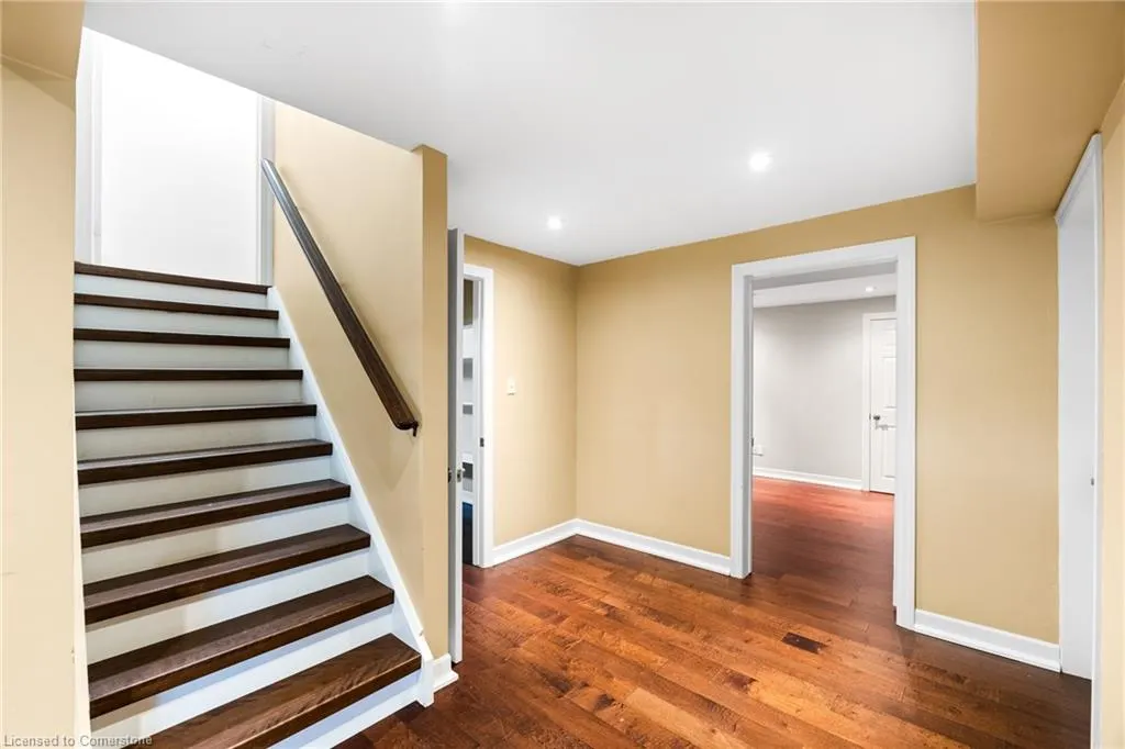 2366 Valleyridge Drive