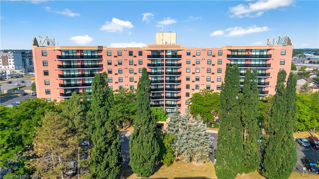 9 Bonheur Court, #112