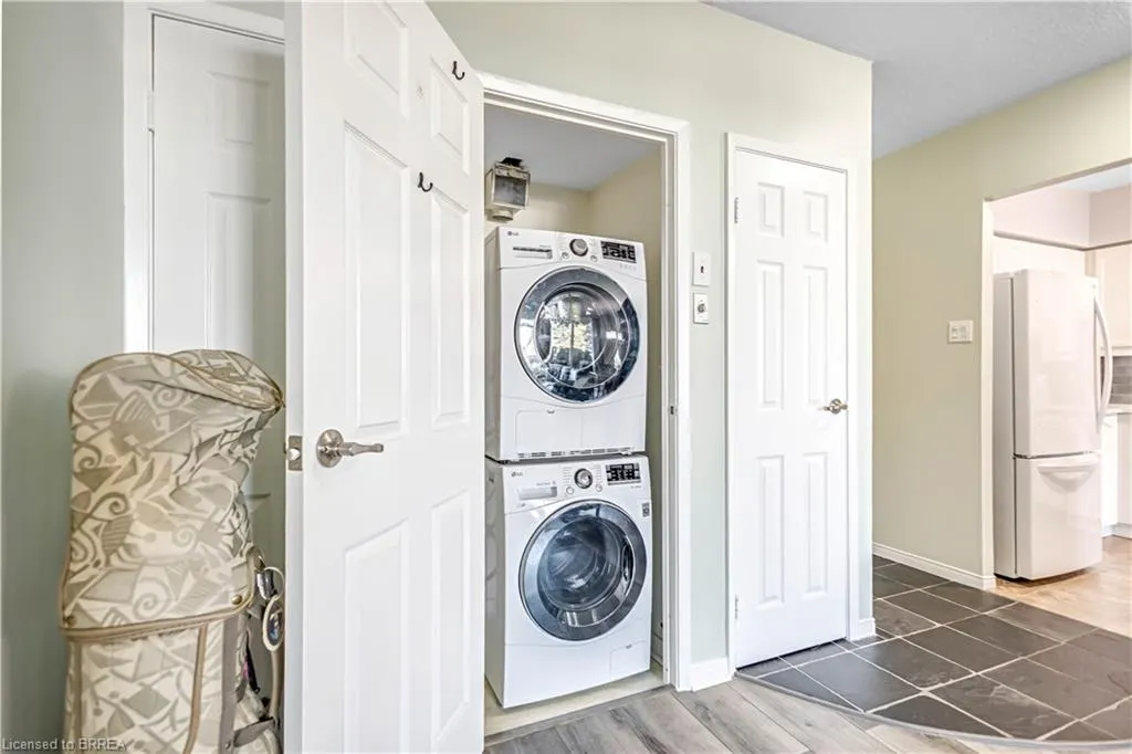 9 Bonheur Court, #112
