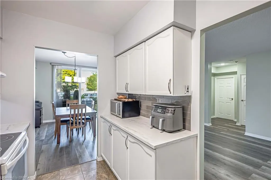 9 Bonheur Court, #112