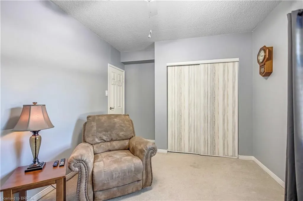 9 Bonheur Court, #112