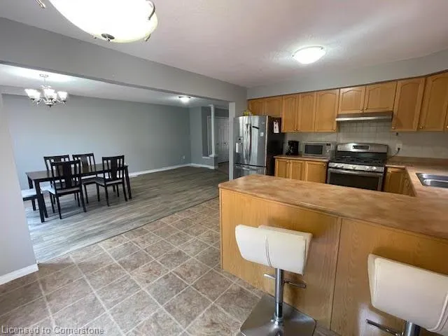 309 Tealby Crescent, #Upper