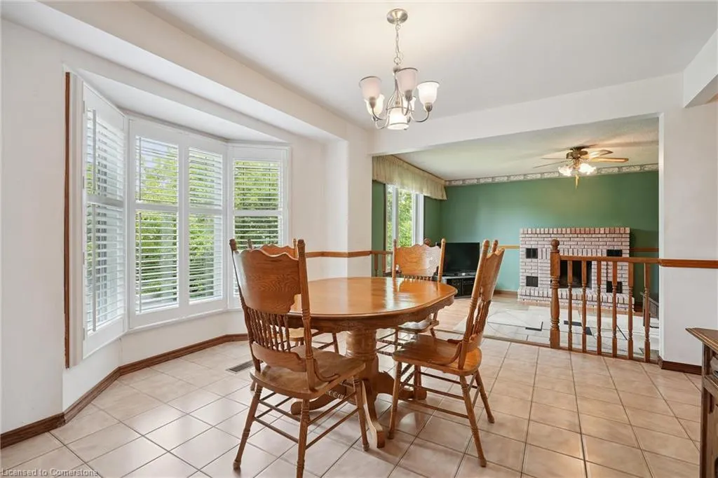 6 Windstar Place