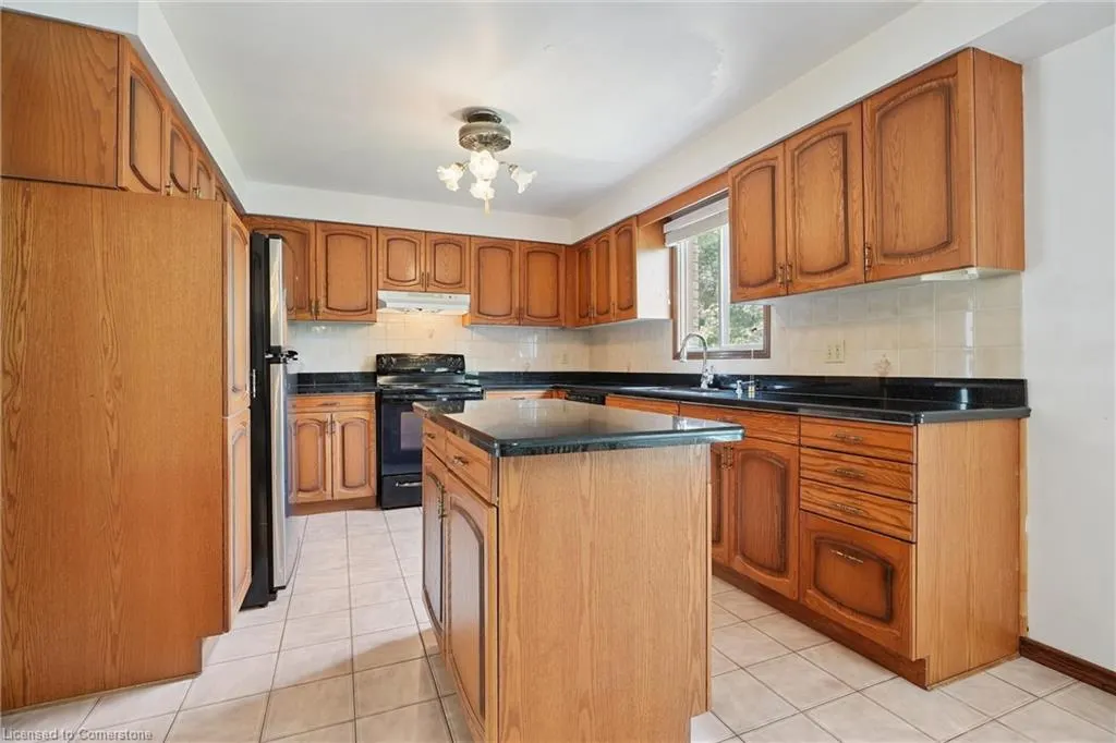 6 Windstar Place