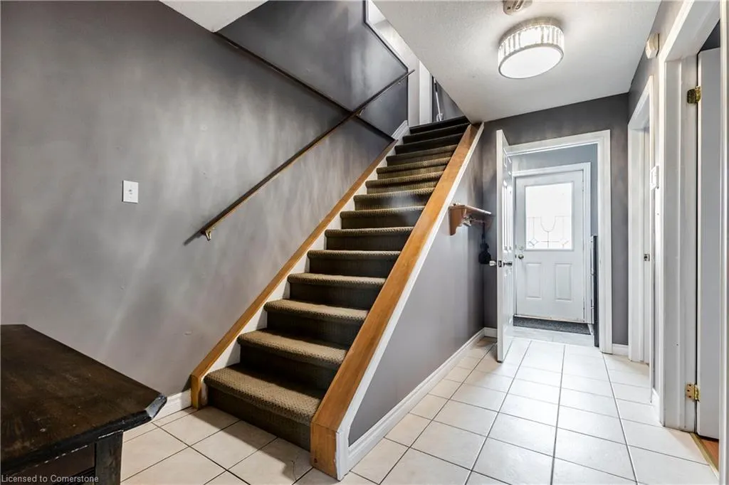 75 Sekura Crescent