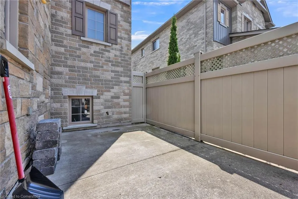 931 Glasgow Street, #12D