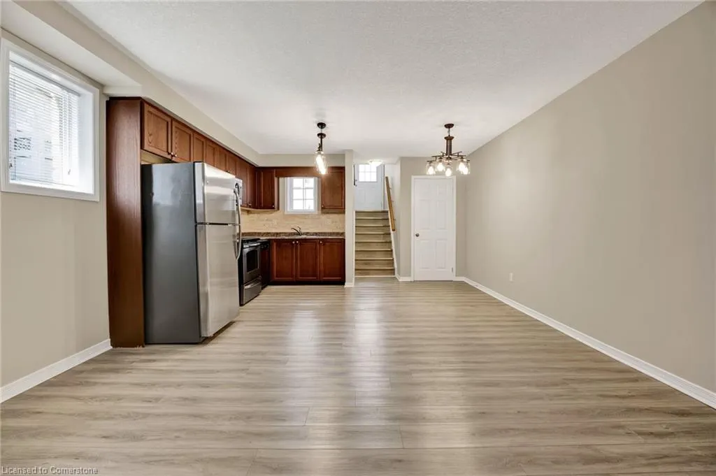 931 Glasgow Street, #12D