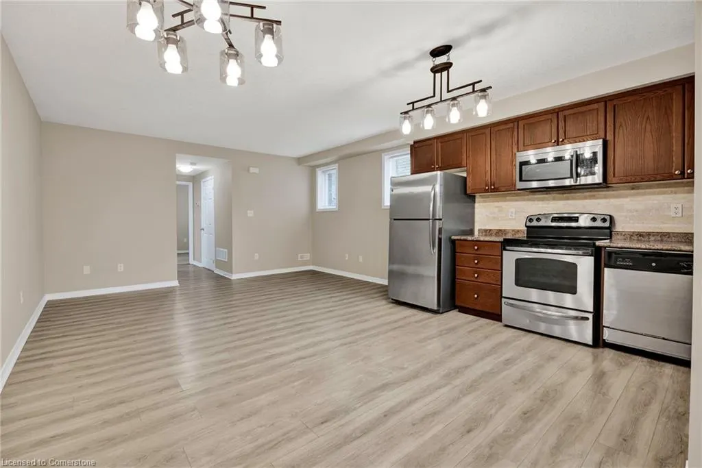 931 Glasgow Street, #12D