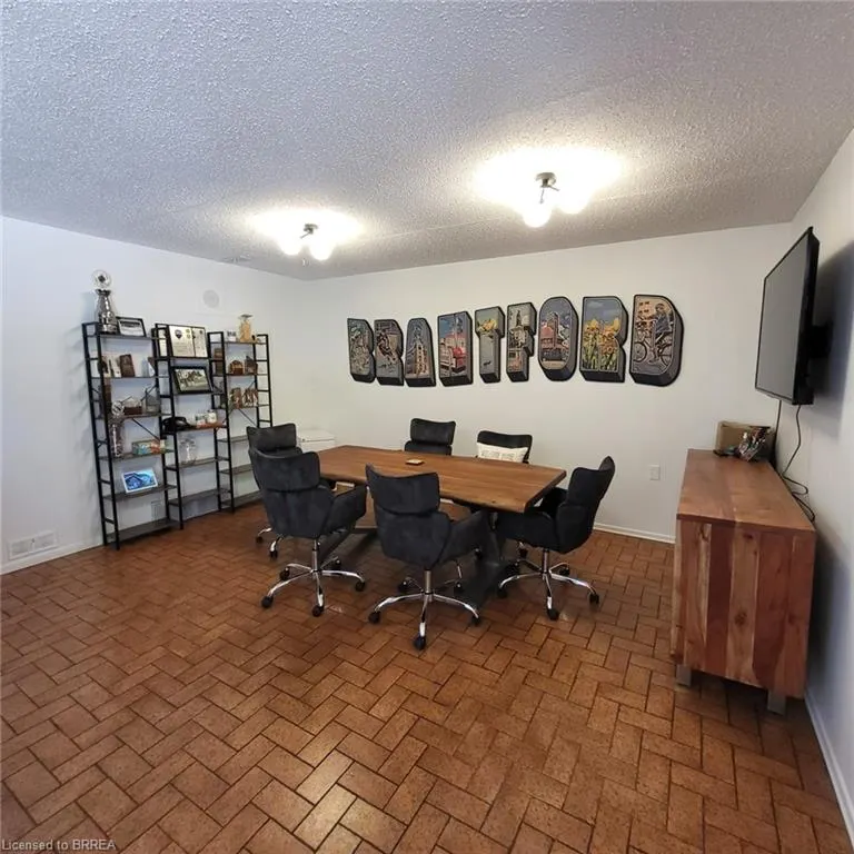 325 Fairview Drive