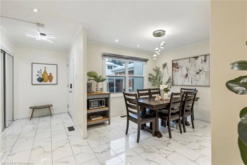 407 Keats Way, #3