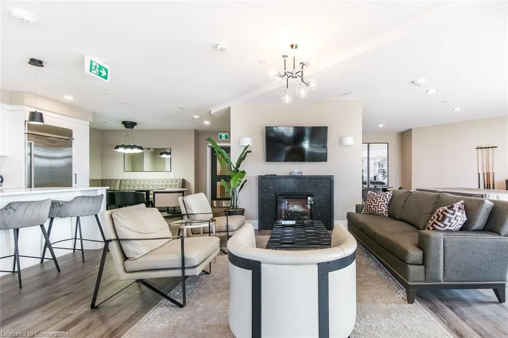 155 Caroline Street S, #1205