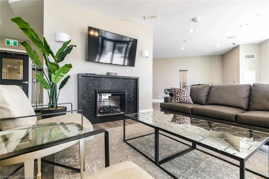 155 Caroline Street S, #1205