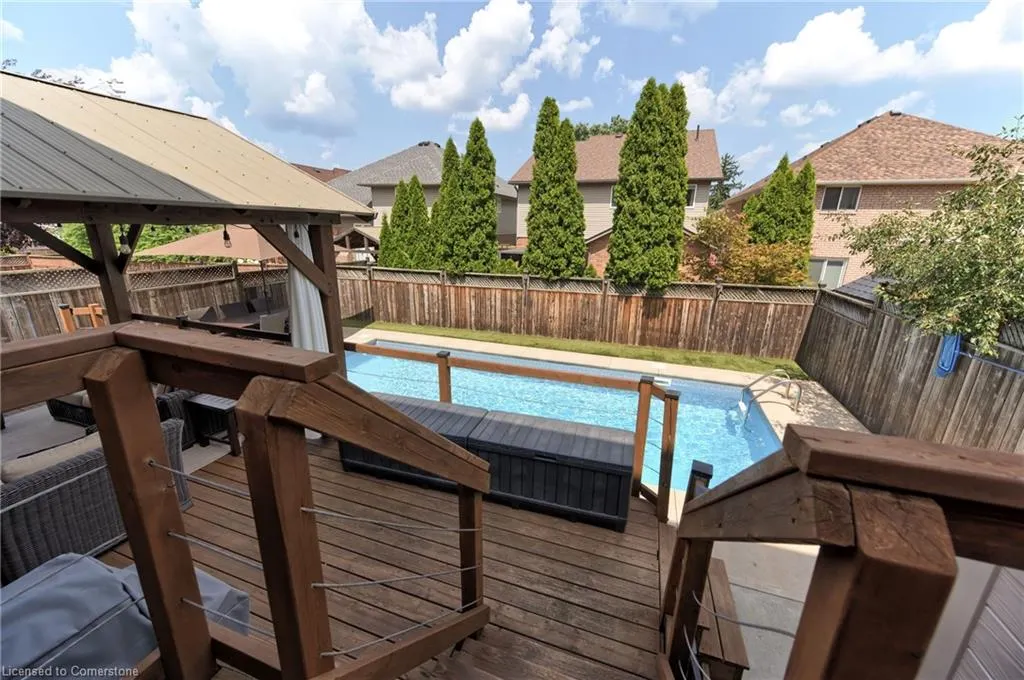 54 Hickory Crescent