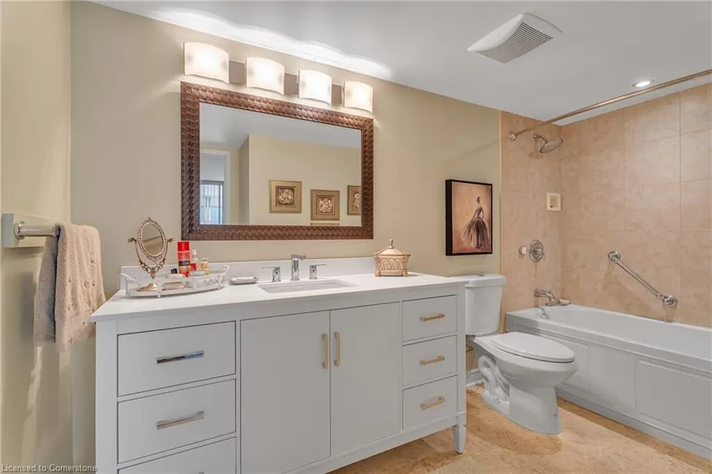 1201 North Shore Boulevard E, #302