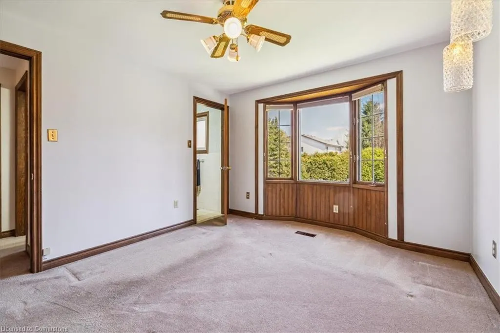 1 Westview Crescent
