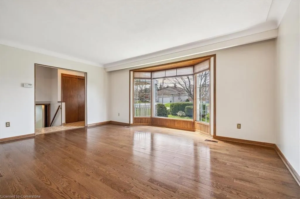 1 Westview Crescent
