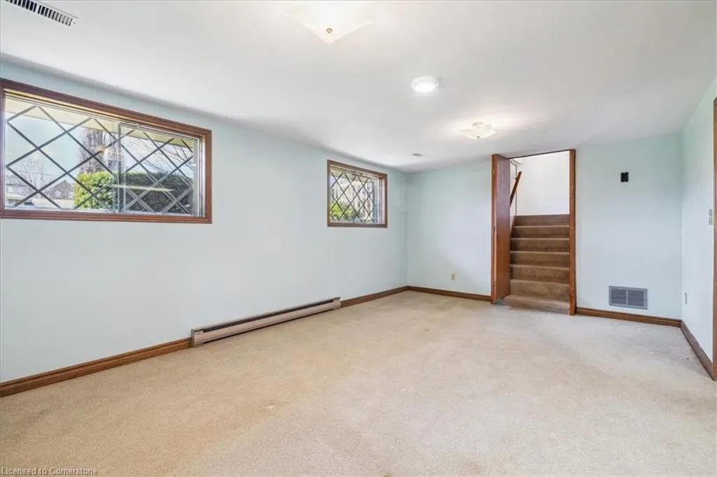 1 Westview Crescent