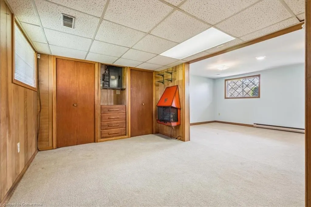 1 Westview Crescent