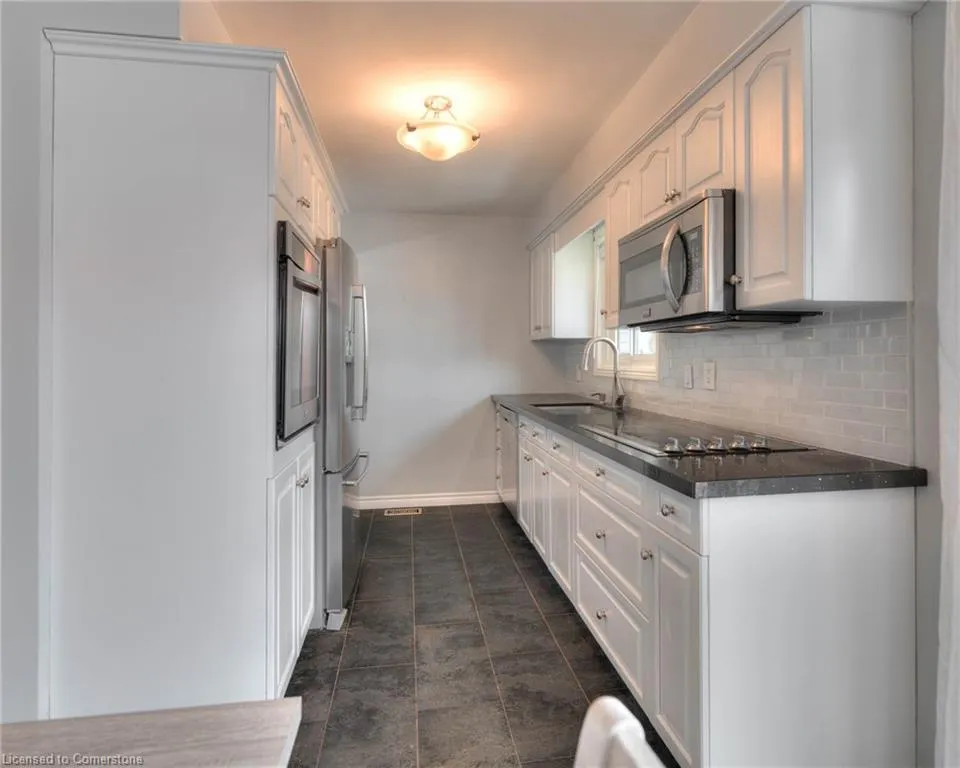 67 Elmwood Crescent