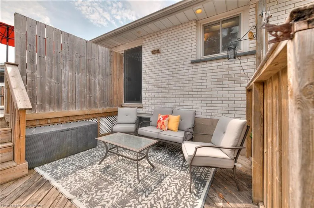 67 Elmwood Crescent