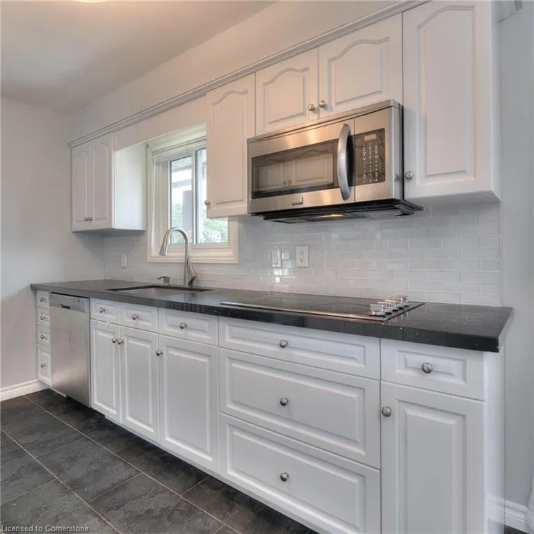 67 Elmwood Crescent