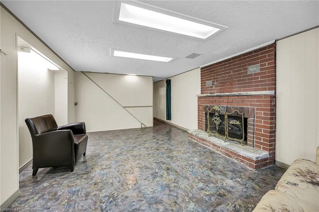 192 Ewen Road