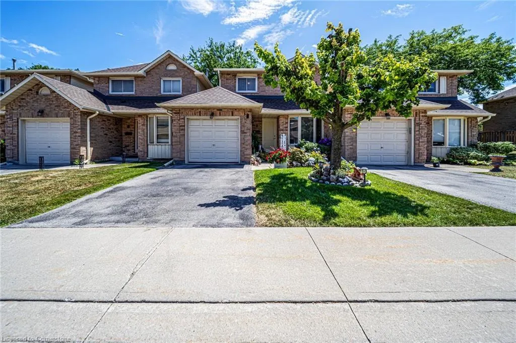 494 Barton Street, #8