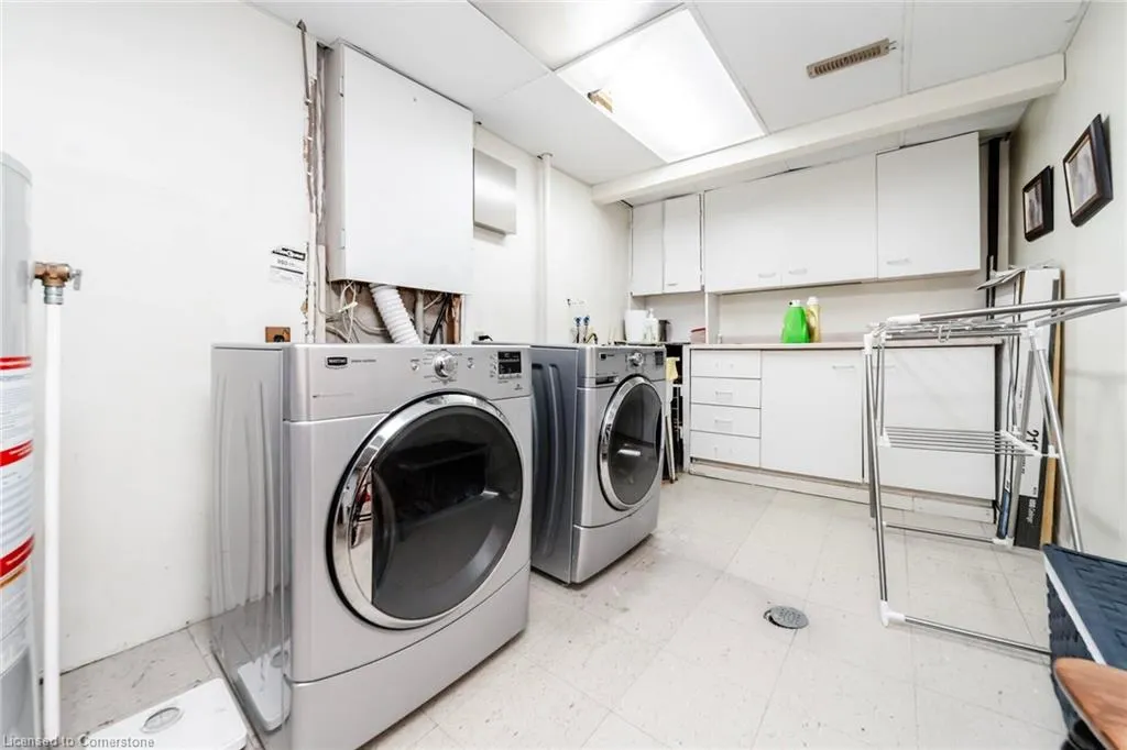 494 Barton Street, #8