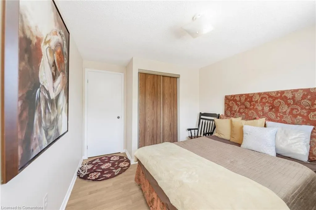 494 Barton Street, #8