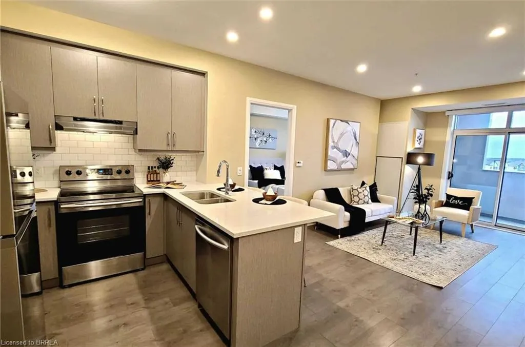 1105 Leger Way, #305