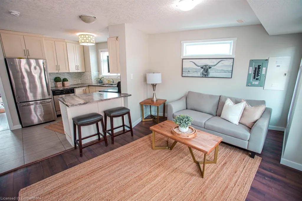 489 East Avenue, #B