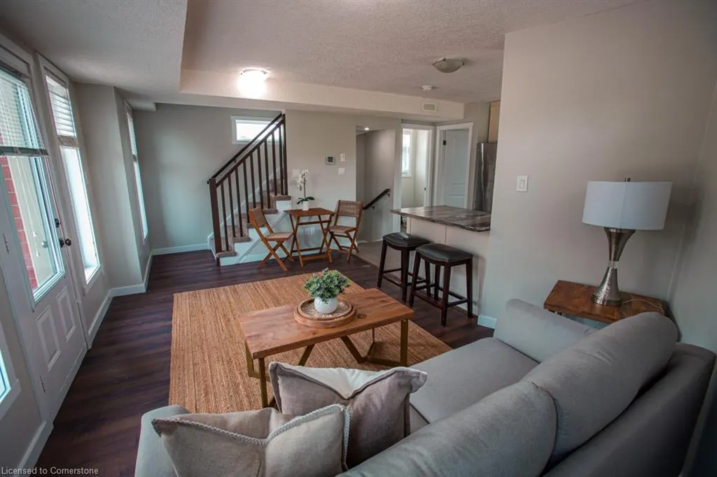 489 East Avenue, #B