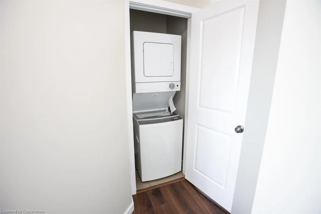 489 East Avenue, #B