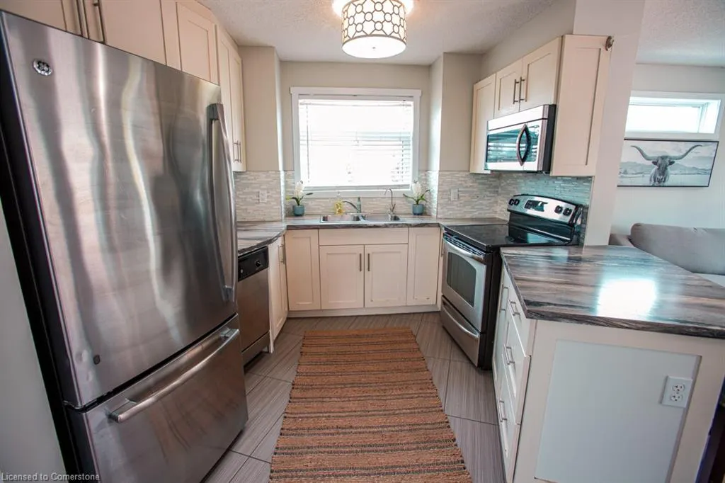 489 East Avenue, #B
