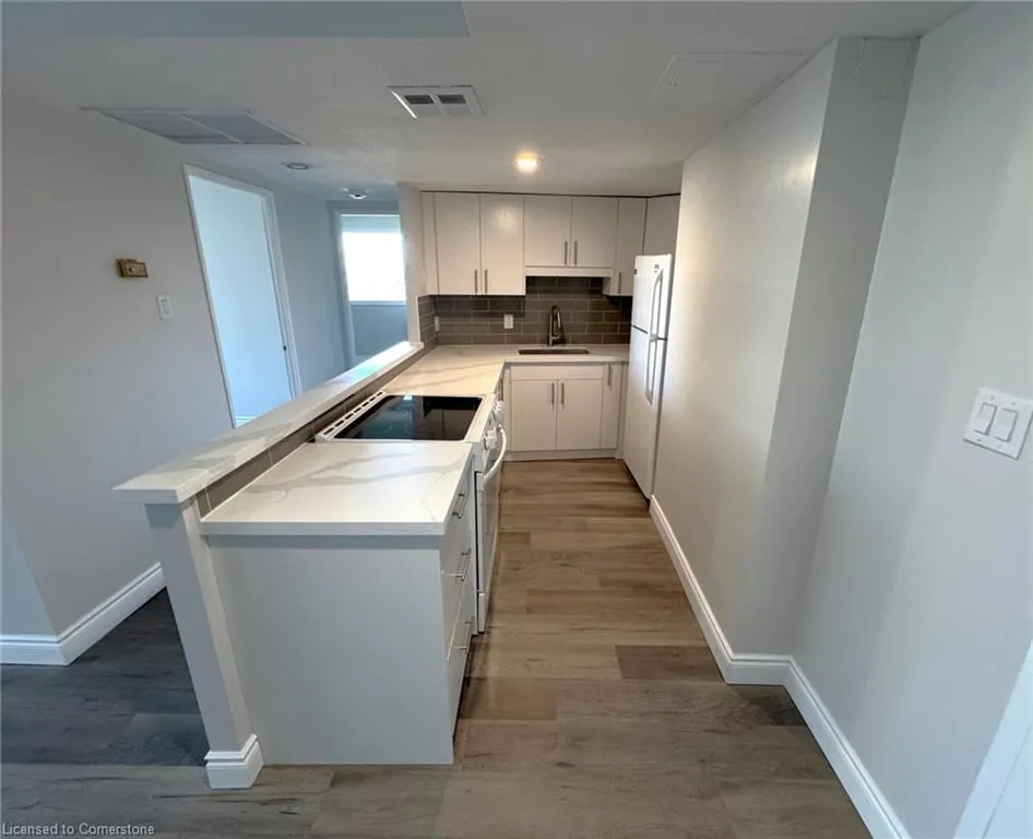 260 Sheldon Avenue N, #508