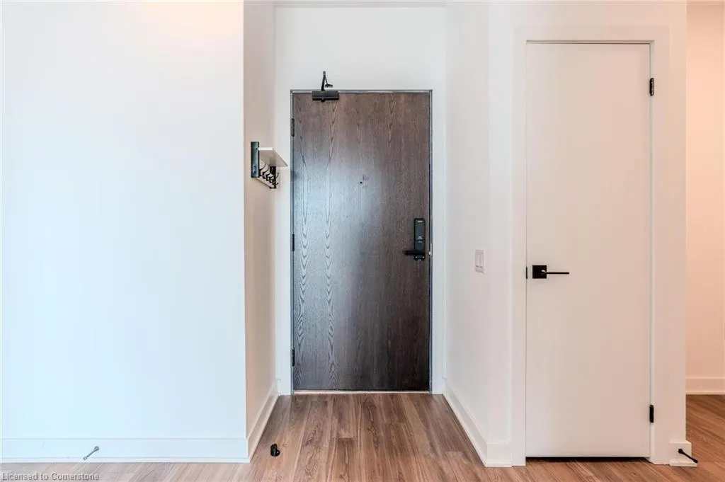 2782 Barton Street E, #814
