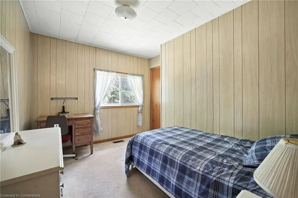 572 Parkside Drive