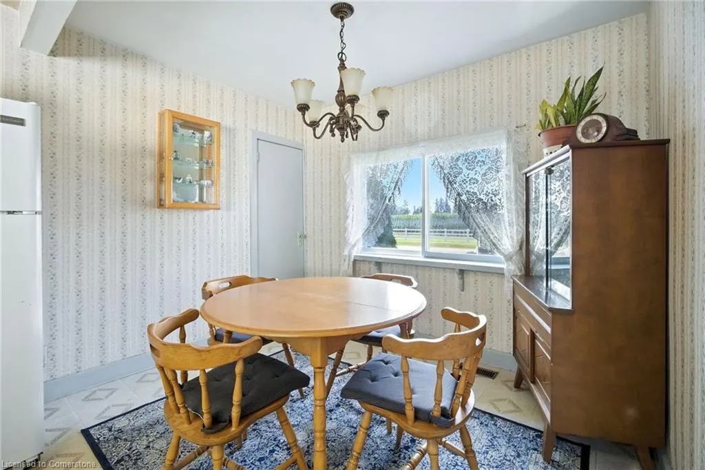 572 Parkside Drive