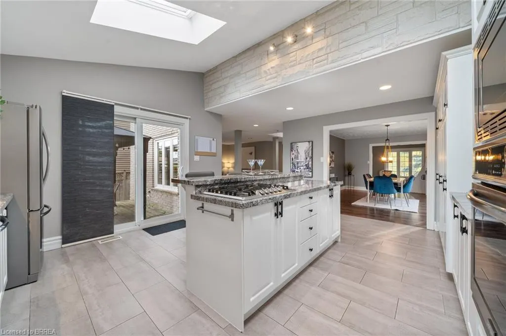 110 Fieldway Drive