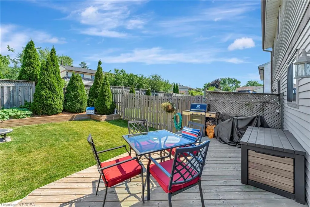 27 White Owl Crescent