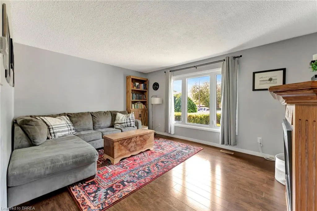 27 White Owl Crescent