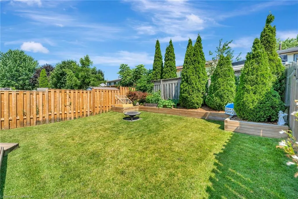 27 White Owl Crescent