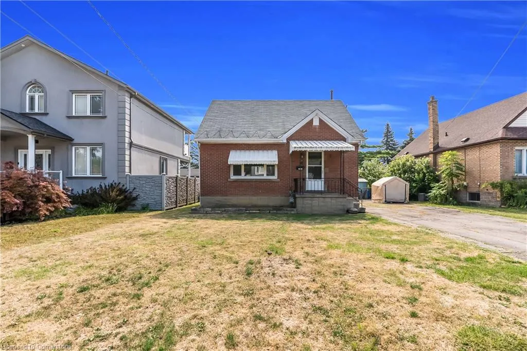59 Cloverdale Avenue
