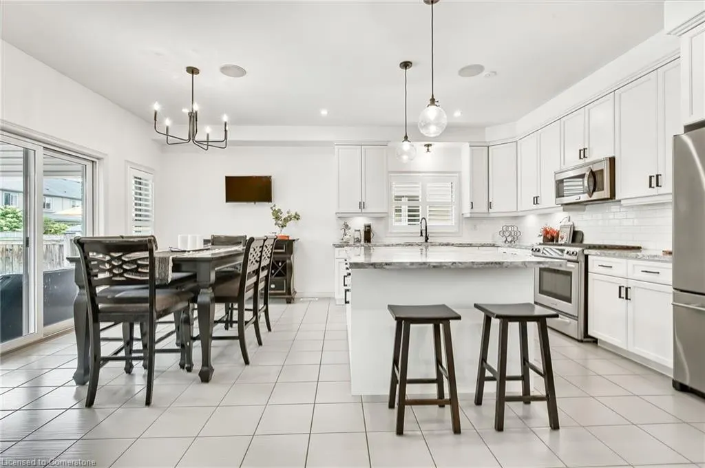4884 Allan Court