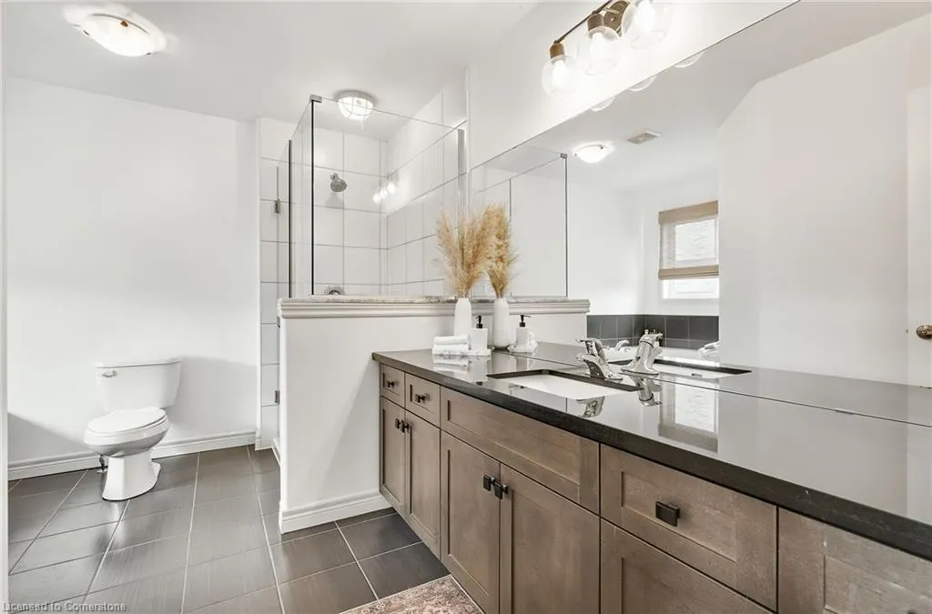 4884 Allan Court
