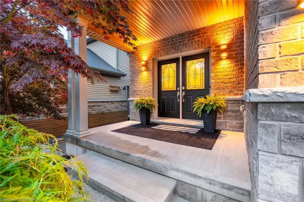 4884 Allan Court